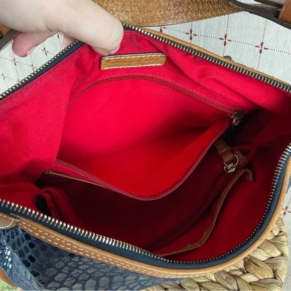 Vintage Dooney & Bourke Navy Snakeskin Leather Erica Hobo Shoulder Bag BS479 NV - Picture 13 of 15